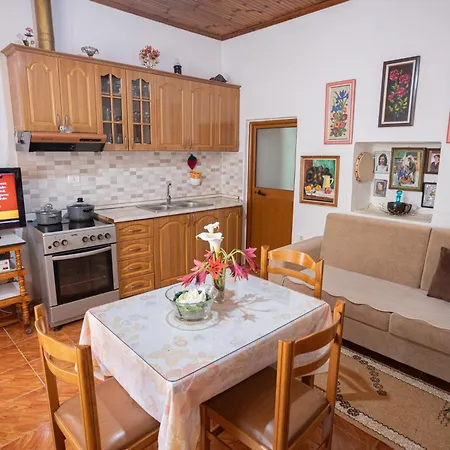 Apartament Near Llogara National Park *